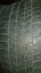 Зимние  шины Bridgestone 255/50 R19 